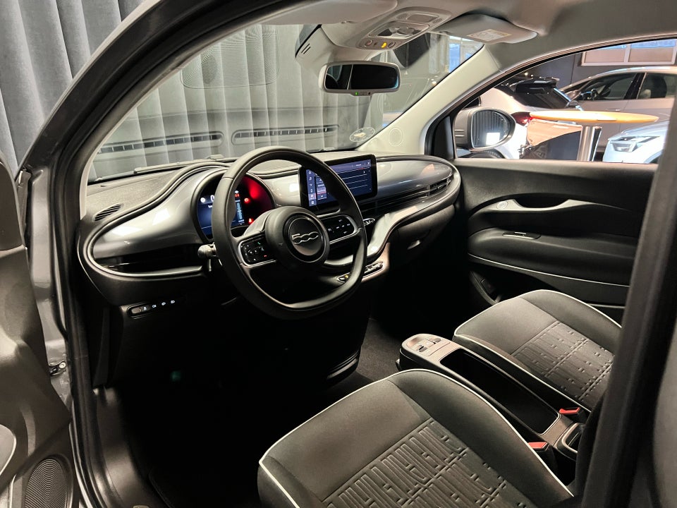 Fiat 500e 42 Icon 3d