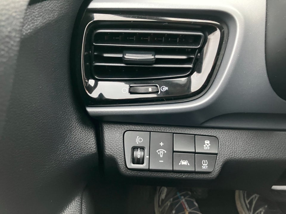 Kia Stonic 1,0 T-GDi Advance 5d