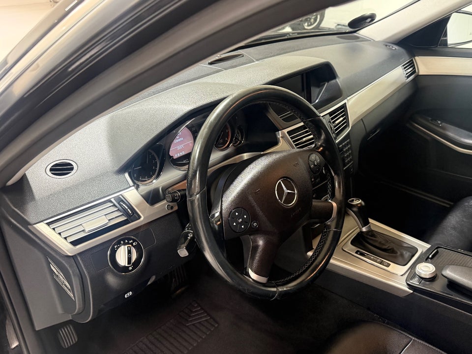 Mercedes E220 2,2 CDi Avantgarde aut. BE 4d