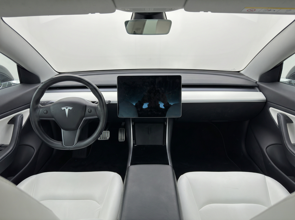 Tesla Model 3 Long Range AWD 4d