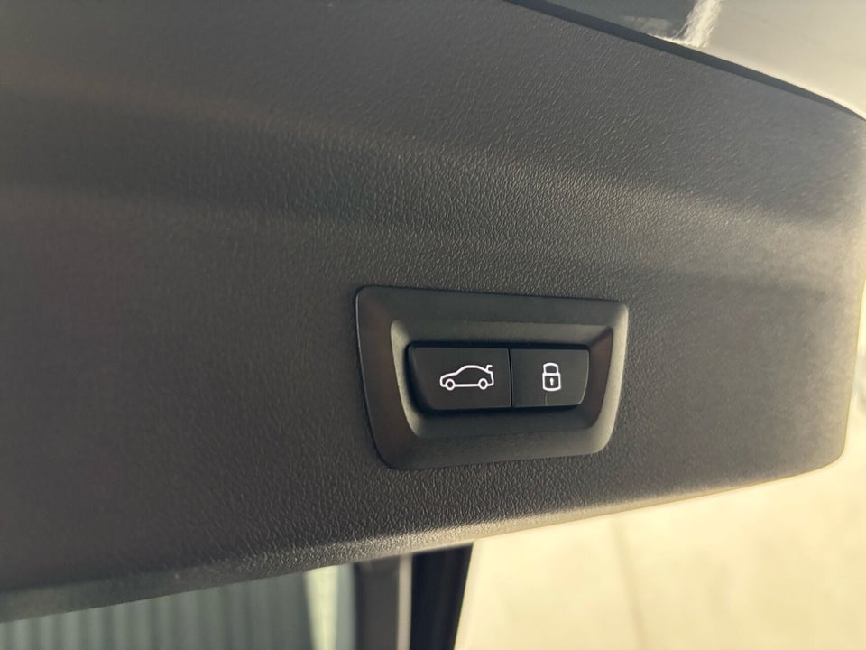 BMW iX2 eDrive20 M-Sport 5d