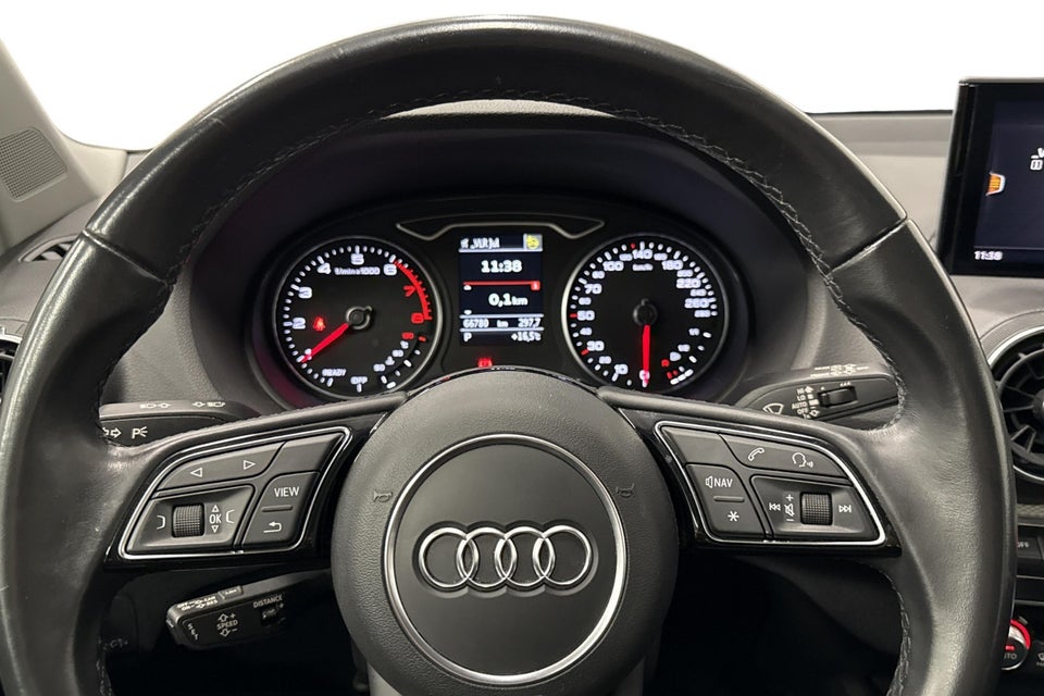 Audi Q2 35 TFSi Prestige S-tr. 5d