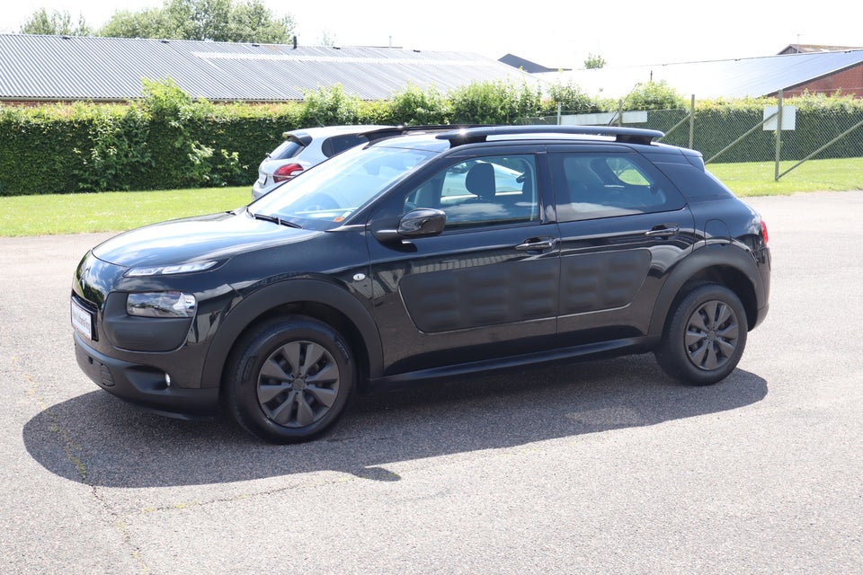 Citroën C4 Cactus 1,6 BlueHDi 100 Shine Edition 5d