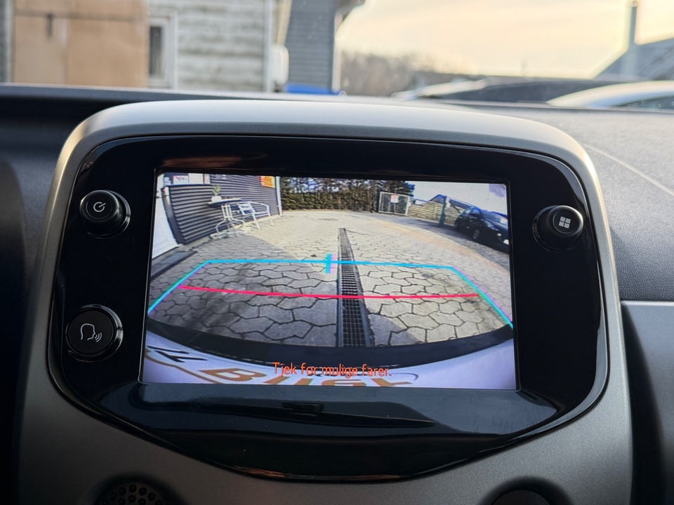 Toyota Aygo 1,0 VVT-i x-pression 5d