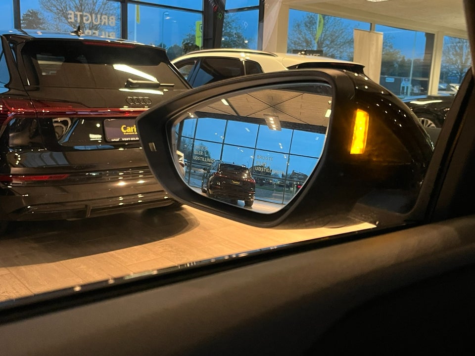 Audi e-tron 55 Advanced quattro 5d