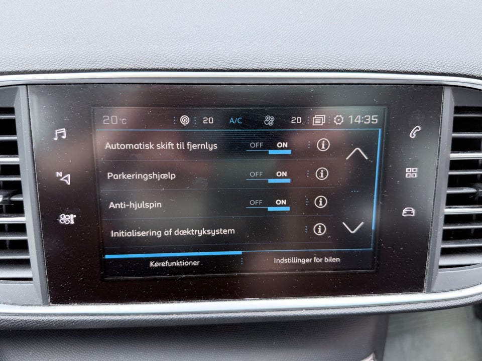 Peugeot 308 1,5 BlueHDi 130 Allure Sky SW 5d