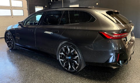 BMW i5 2024 — miniature 3