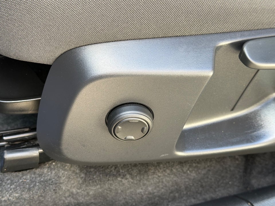 Volvo EX40 Extended Range Core 5d