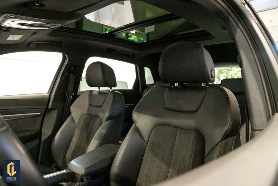 Audi e-tron 55 quattro 5d