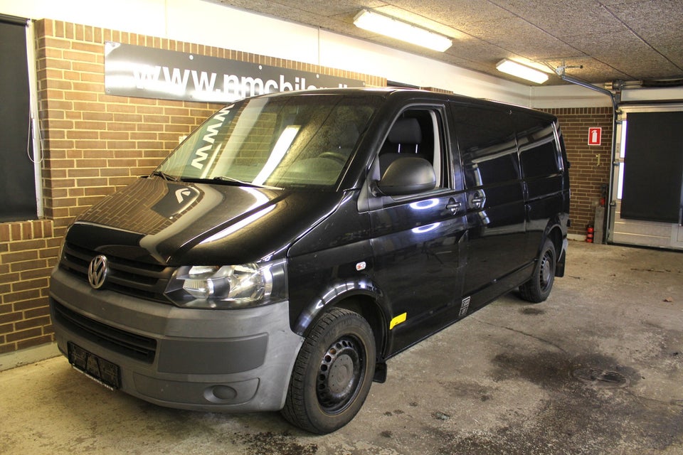 VW Transporter 2,0 TDi 140 Kassevogn lang 5d