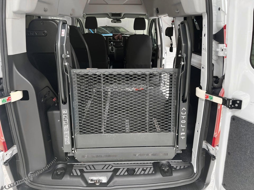 Ford Transit Custom Kombi 320 L1 2,0 TDCi 130 Ambiente aut. H2 FWD