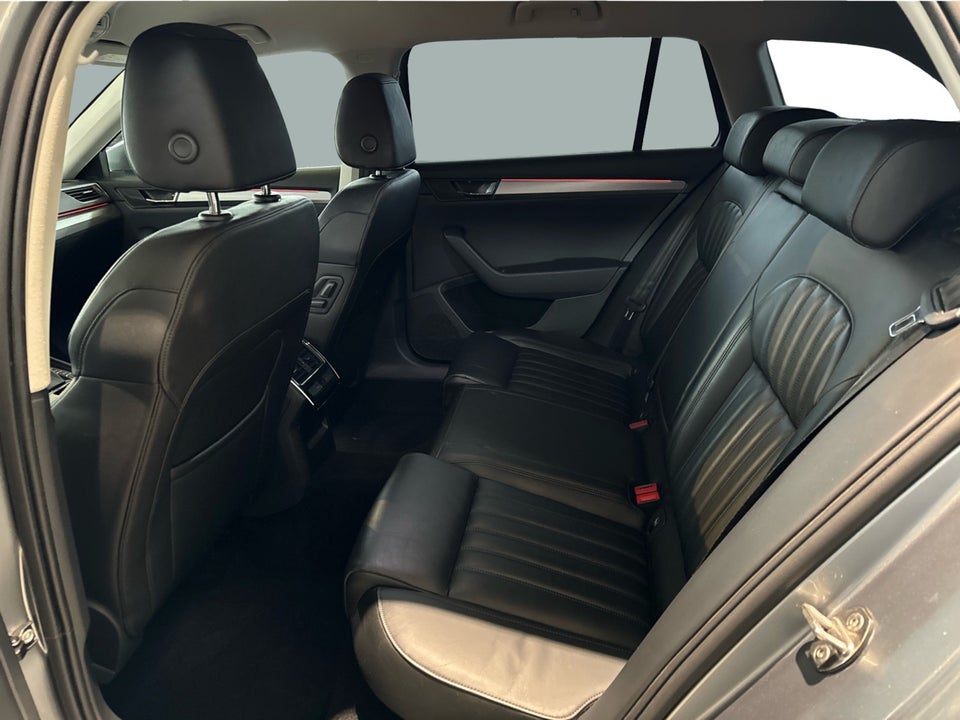 Skoda Superb 1,5 TSi 150 Style Business Combi DSG 5d