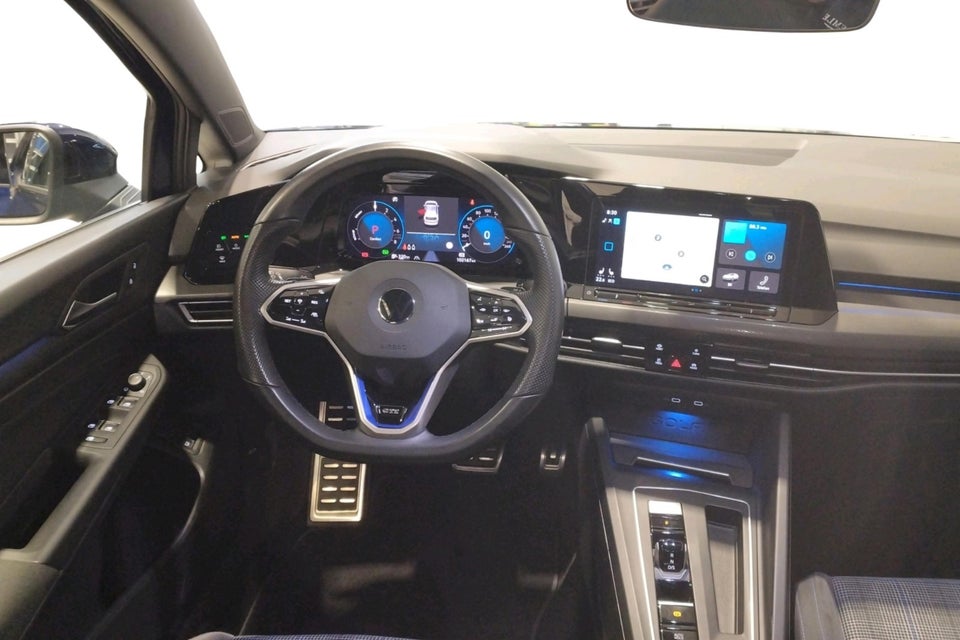 VW Golf VIII 1,4 GTE DSG 5d