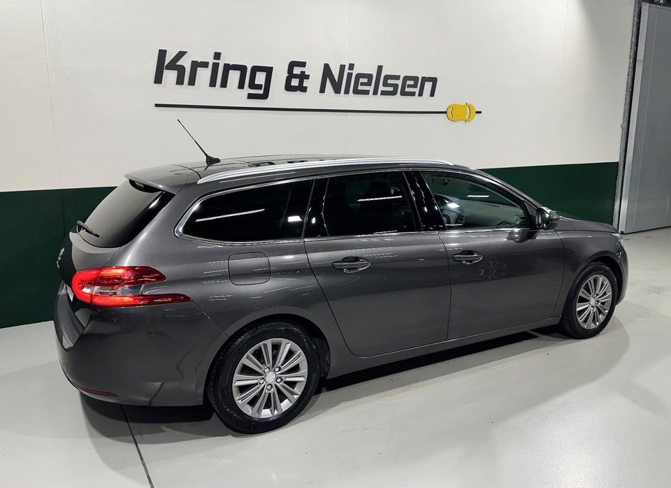 Peugeot 308 1,5 BlueHDi 130 Prestige SW EAT6 5d