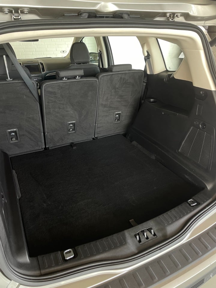 Ford S-MAX 2,0 TDCi 150 Titanium aut. 5d