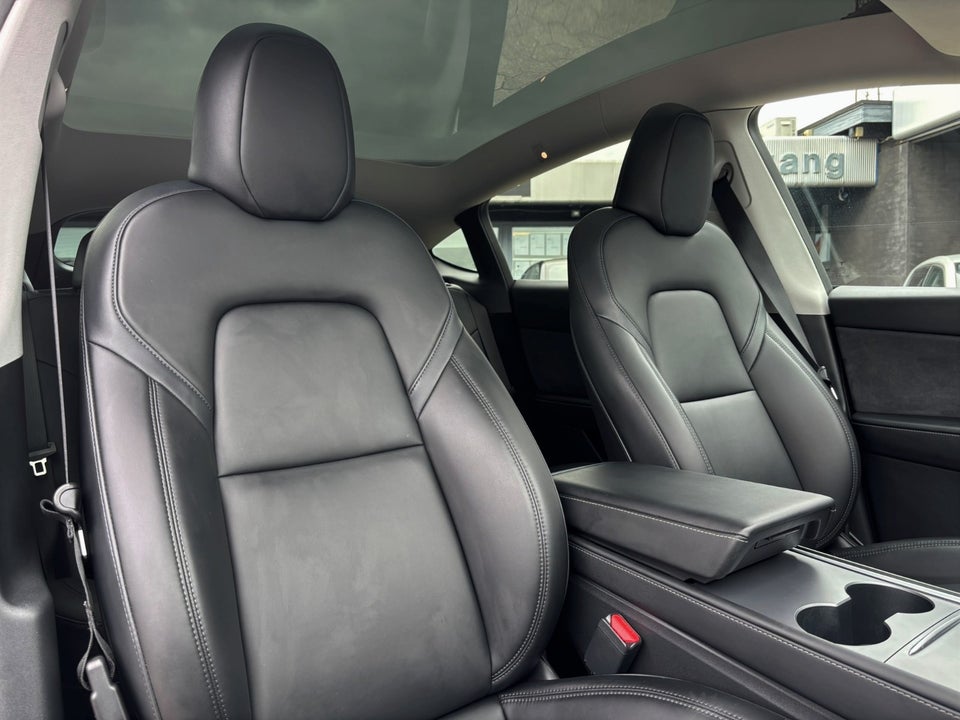 Tesla Model Y Performance AWD 5d