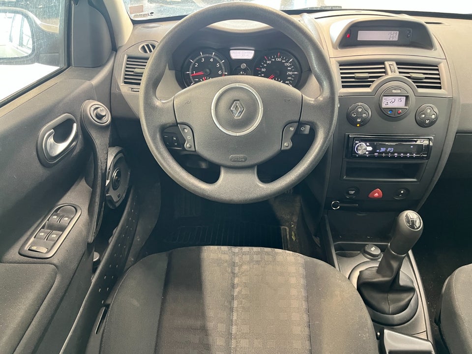 Renault Megane II 1,6 16V Touring stc. 5d