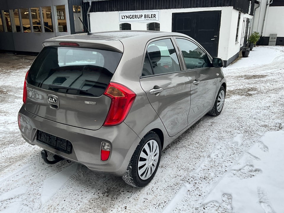 Kia Picanto 1,0 World Cup Eco Clim 5d