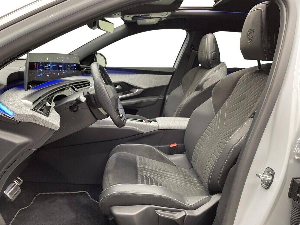 Peugeot e-5008 77 GT Pack 7prs 5d
