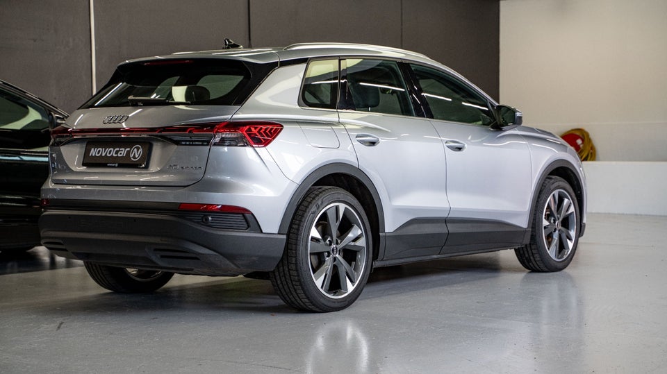 Audi Q4 e-tron 40  5d
