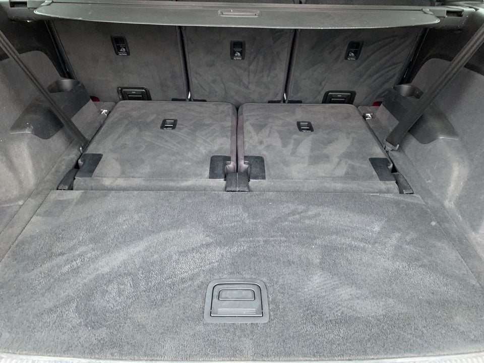 Audi Q7 3,0 TDi 272 S-line quattro Tiptr. 7prs 5d