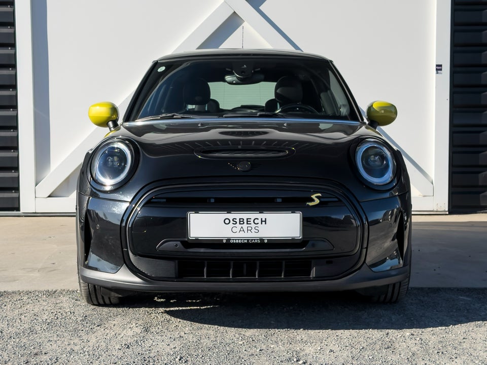 MINI Cooper SE Maximise 3d