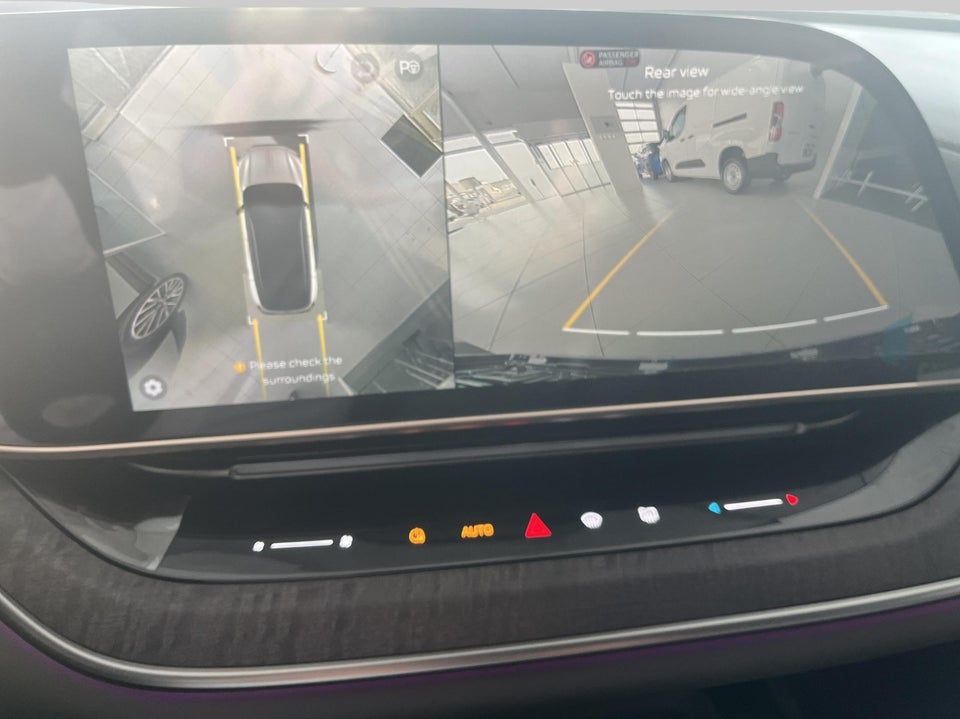 Hongqi EHS7 111 Performance 5d