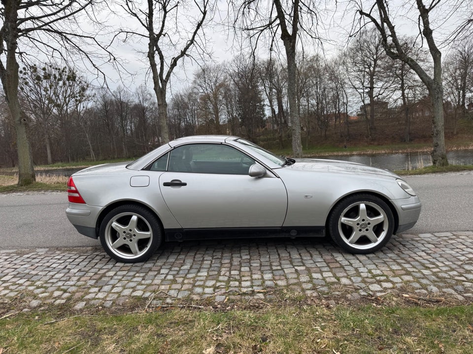 Mercedes SLK230 2,3 Kompressor aut. 2d