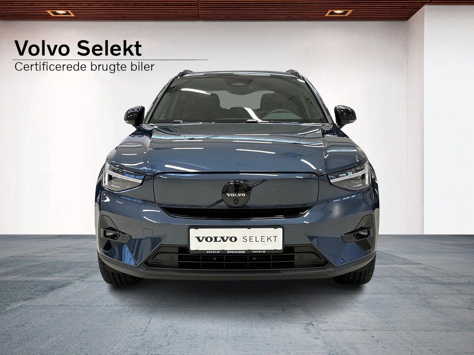 Volvo EX40 Extended Range Black Edition Excess 5d