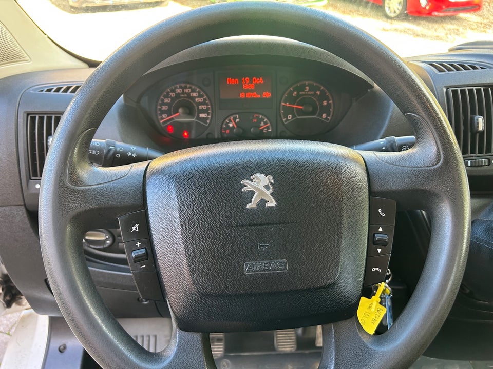 Peugeot Boxer 335 2,2 HDi 130 Ladvogn L3 2d