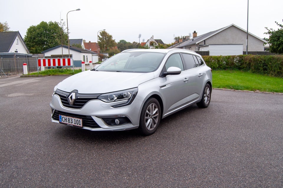 Renault Megane IV 1,3 TCe 140 Zen Sport Tourer EDC 5d