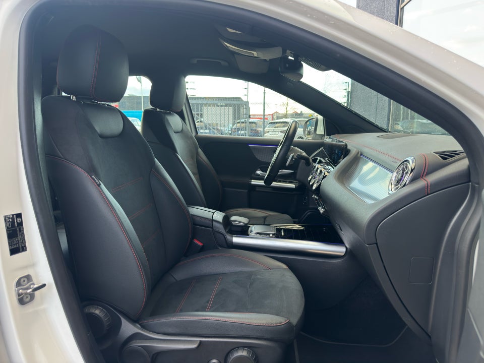 Mercedes EQA250 AMG Line 5d