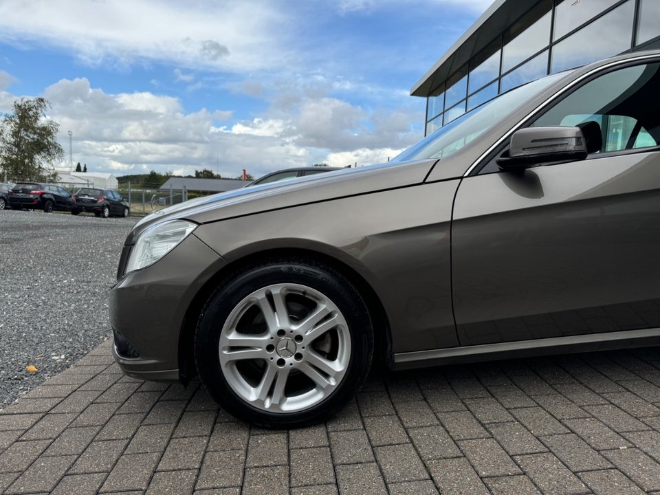 Mercedes E200 2,2 CDi aut. BE 4d