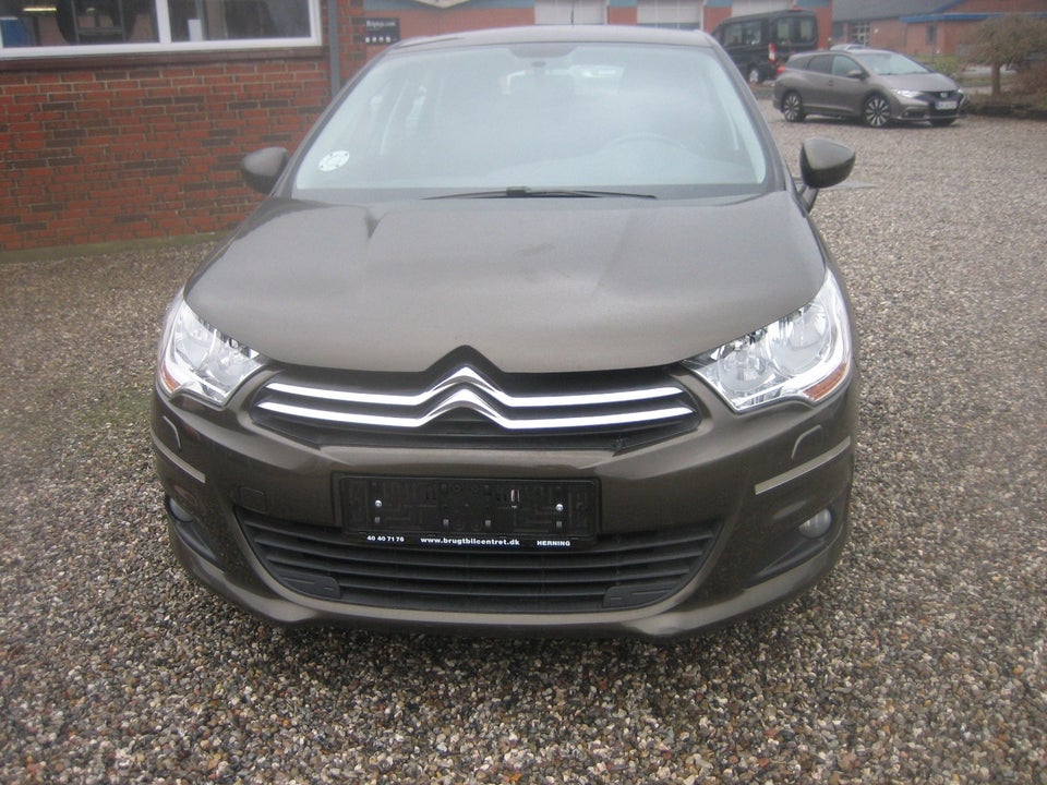 Citroën C4 1,4 VTi Attraction 5d