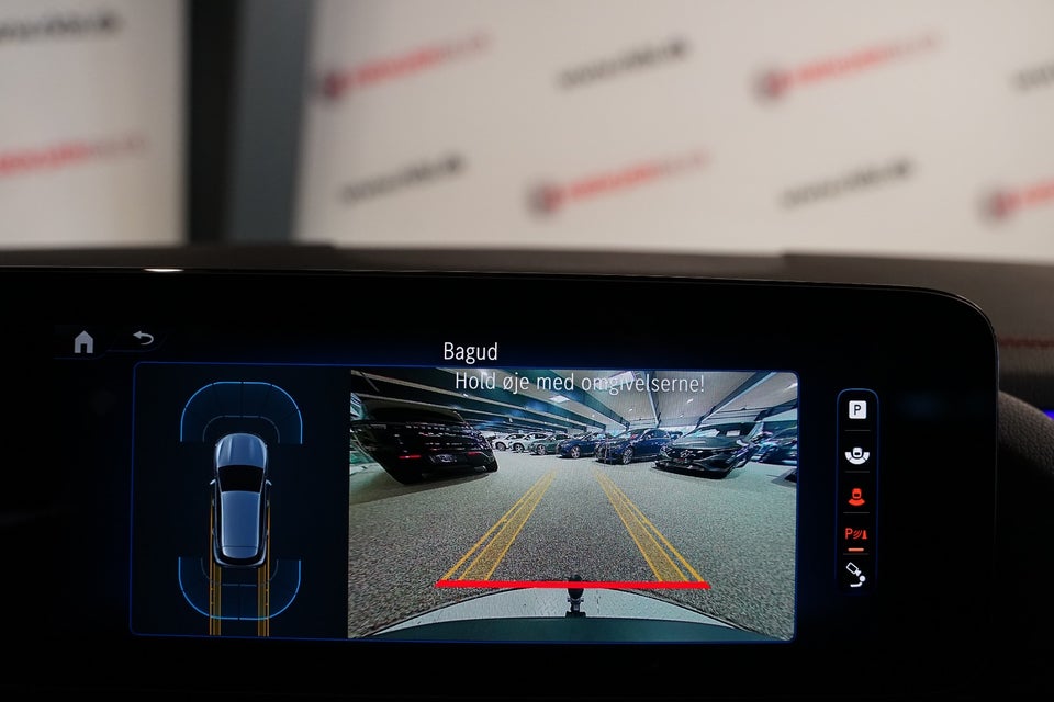 Mercedes EQA300 AMG Line 4Matic 5d