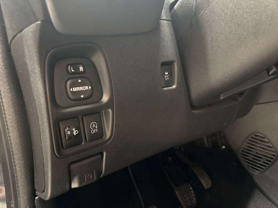 Toyota Aygo 1,0 VVT-i x-press 5d