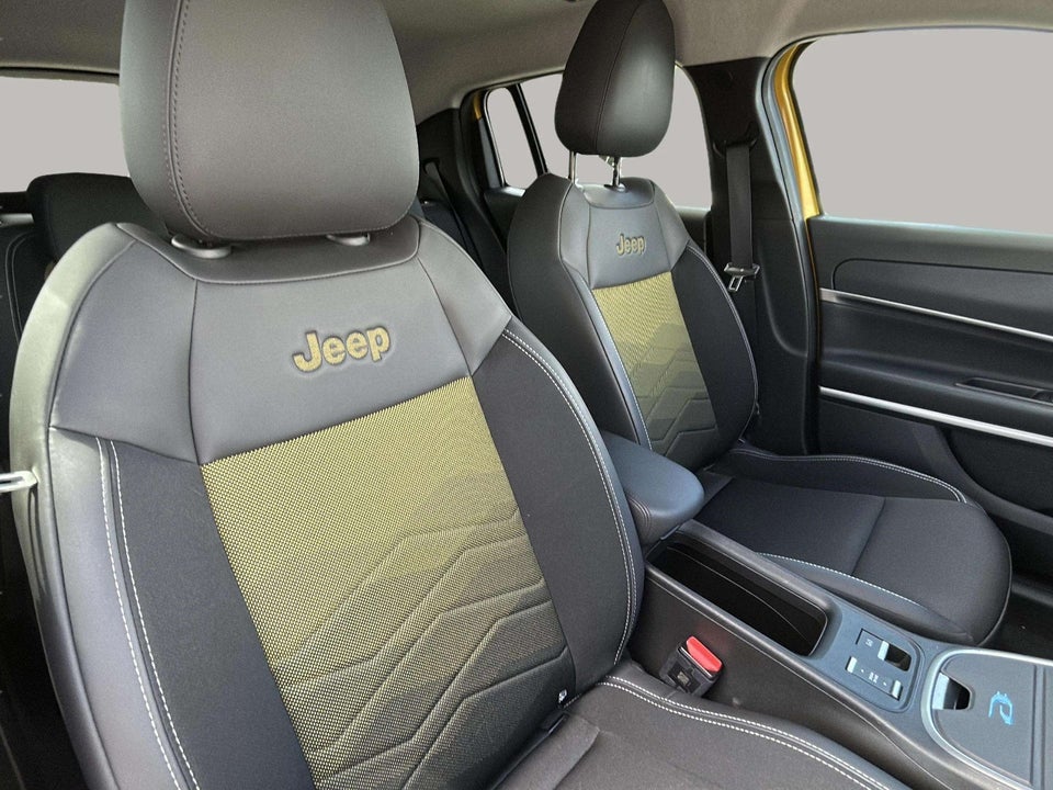 Jeep Avenger 54 Summit 5d