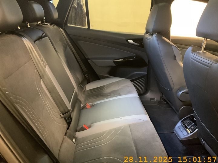 VW ID.4 77 Pro Performance 75 Years Edition 5d