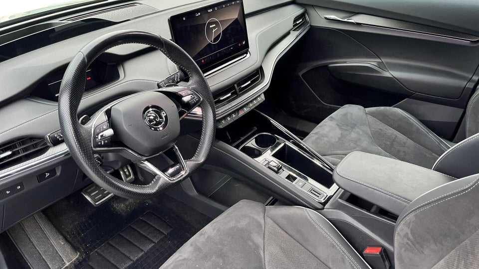 Skoda Enyaq 80x iV Sportline Maxx 5d