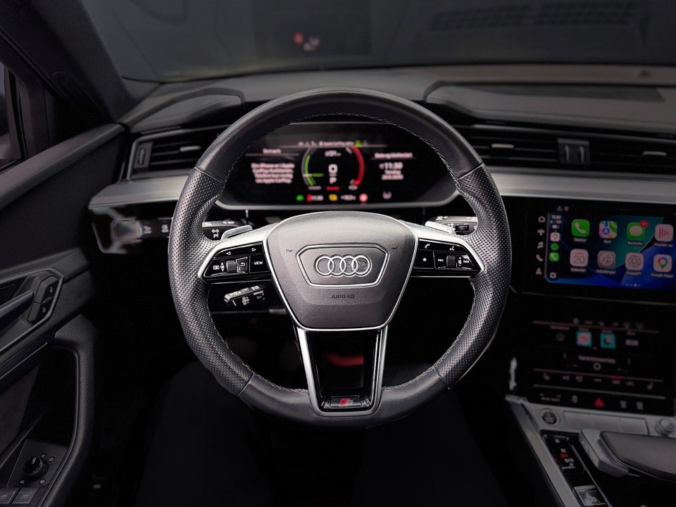 Audi e-tron 55 S-line quattro 5d
