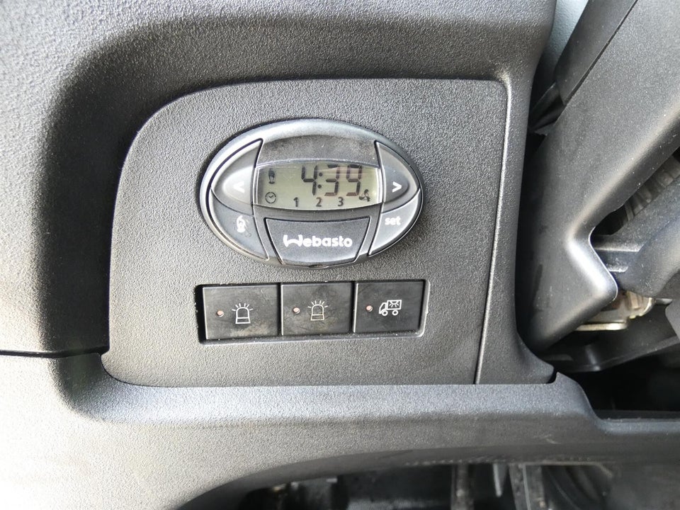 Iveco Daily 3,0 35C18 4100mm Lad AG8 2d