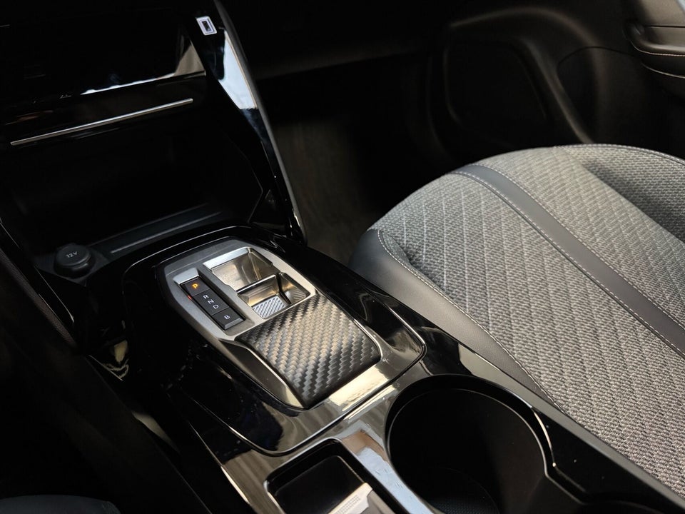 Peugeot e-2008 54 Allure 5d