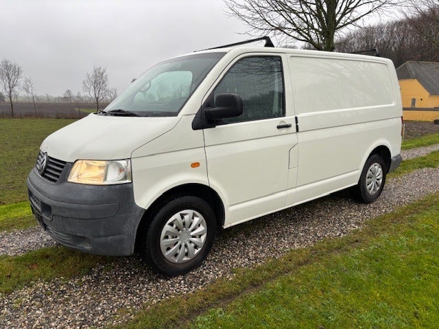 VW Transporter 1,9 TDi 104 Kassevogn kort 4d