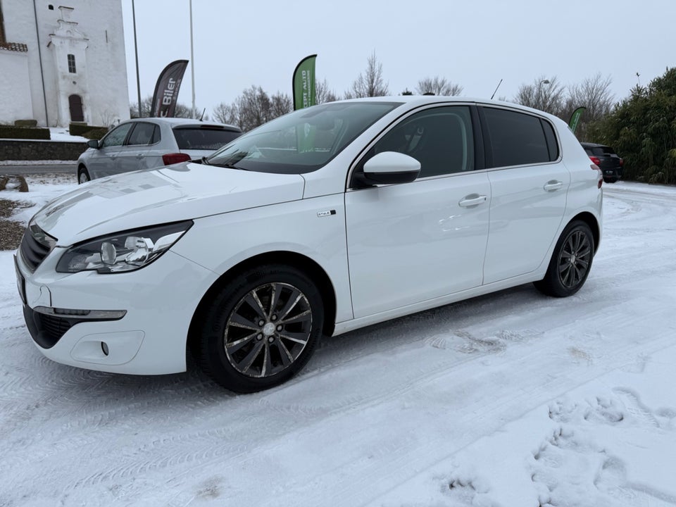 Peugeot 308 1,6 BlueHDi 120 Style 5d