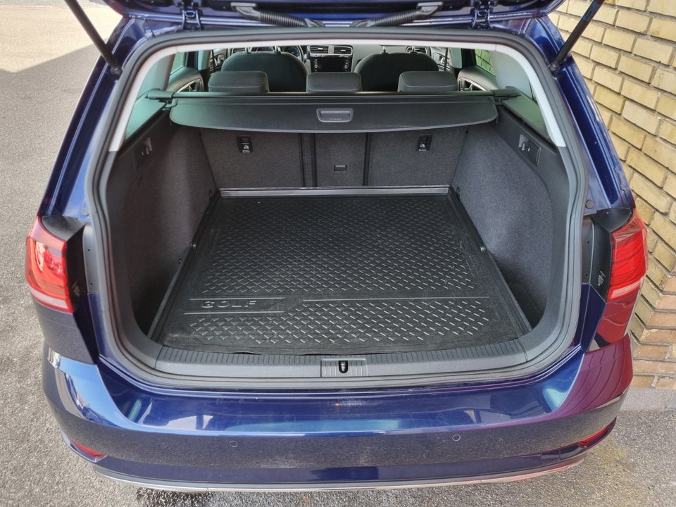 VW Golf VII 1,5 TSi 150 Highline Variant DSG 5d