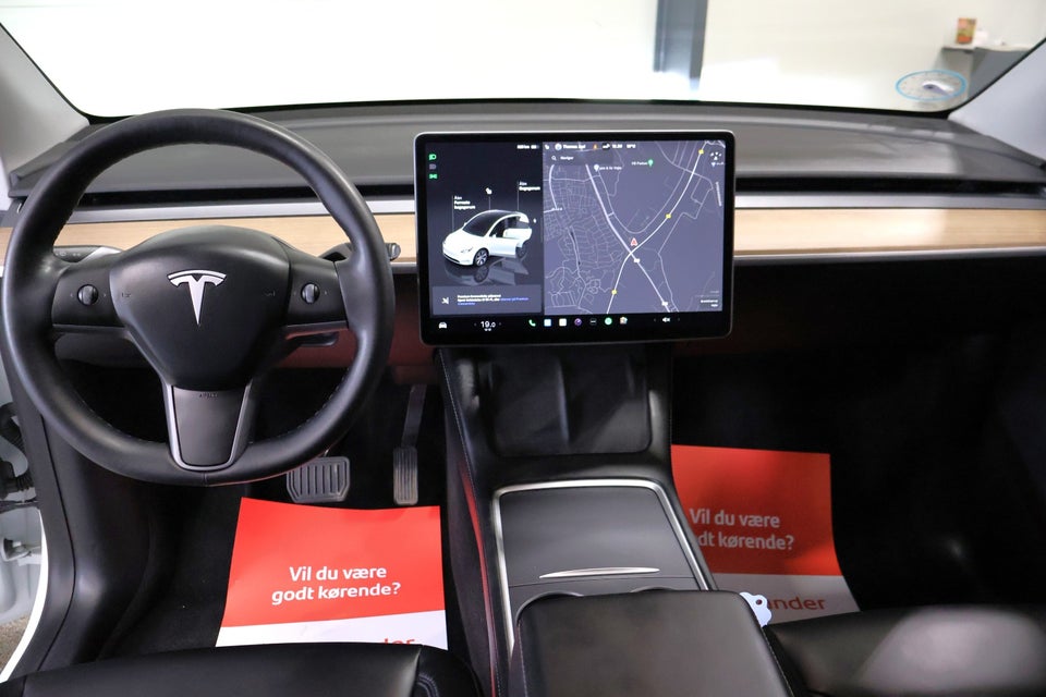 Tesla Model Y Long Range AWD 5d