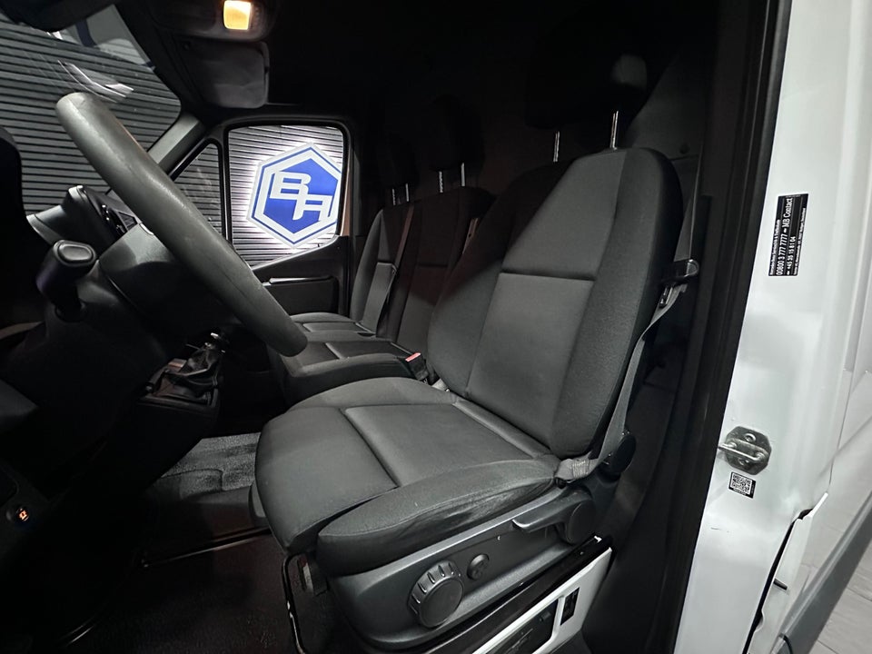 Mercedes Sprinter 316 2,2 CDi A2 Kassevogn RWD