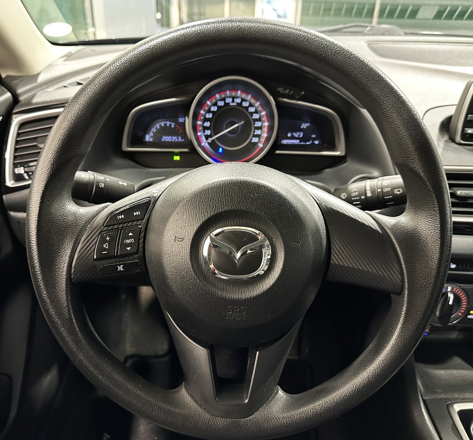 Mazda 3 1,5 SkyActiv-G 100 Vision 5d