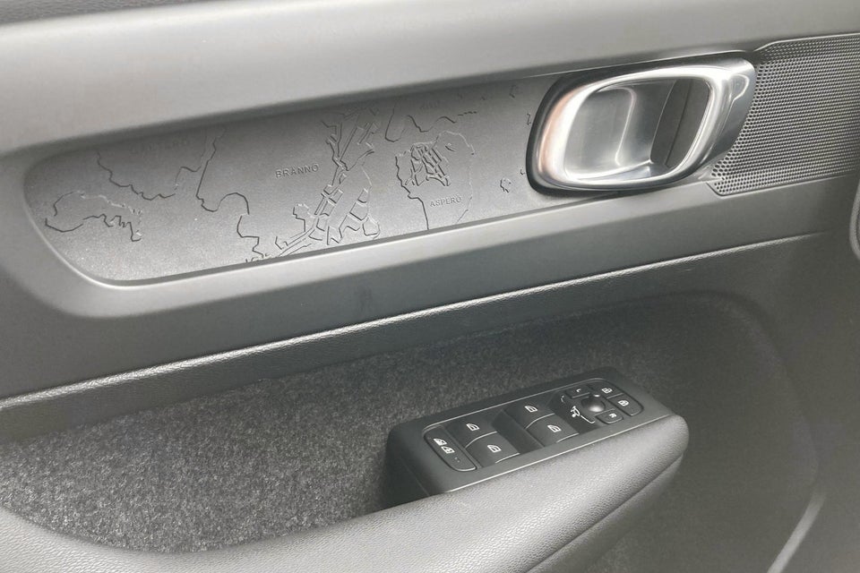 Volvo XC40 ReCharge Extended Range Core 5d