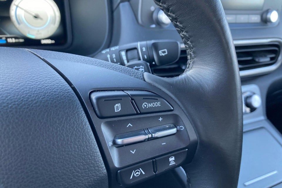 Hyundai Kona 64 EV Essential 5d